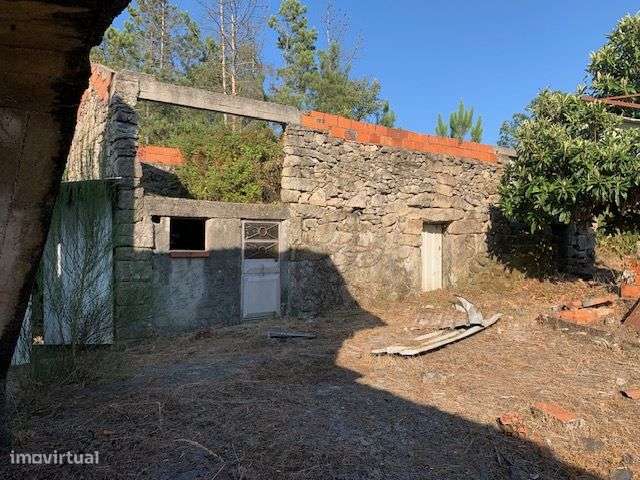 Quinta do Barreiro com 2 Casas para Recuperar - Grande imagem: 5/25