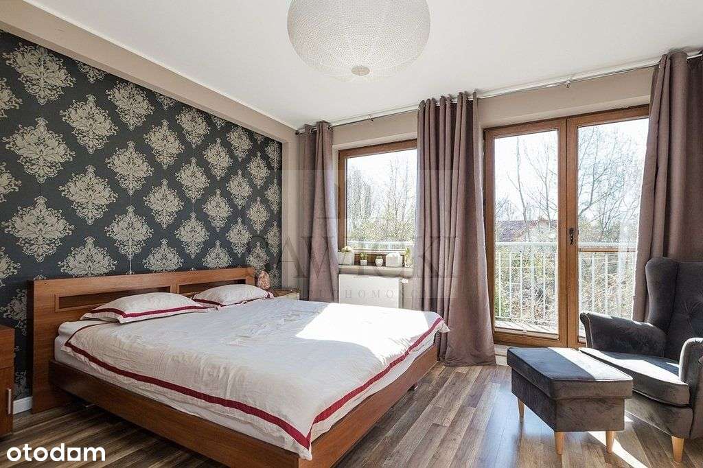 Narożny segment z bardzo ładnym ogrodem, garaż.-7