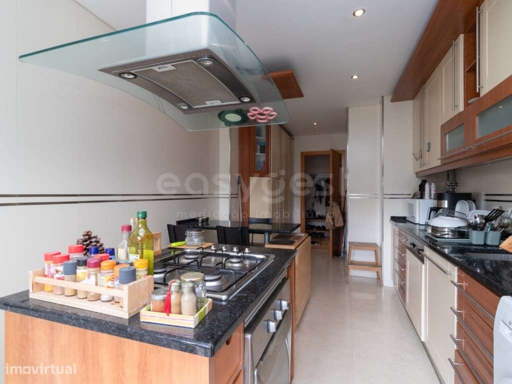 Apartamento T2 no Seixal com garagem box e arrecadação - Grande imagem: 5/28