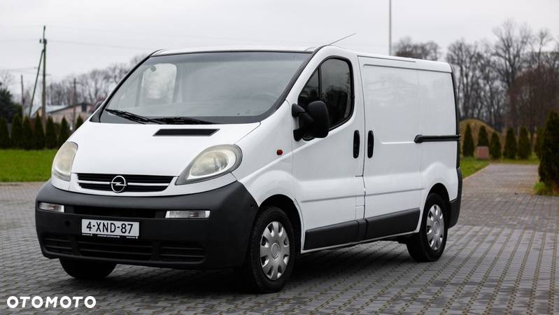 Opel Vivaro - 1