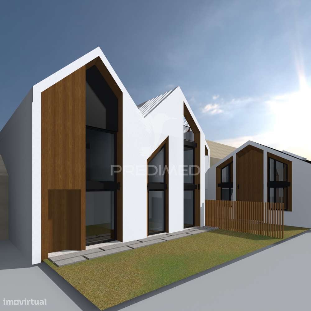 Moradia com Projeto Aprovado p/ 5 apartamentos, em Setúbal - Grande imagem: 2/19