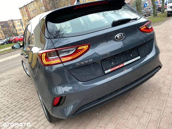 Kia Ceed 1.6 CRDi SCR S - 16