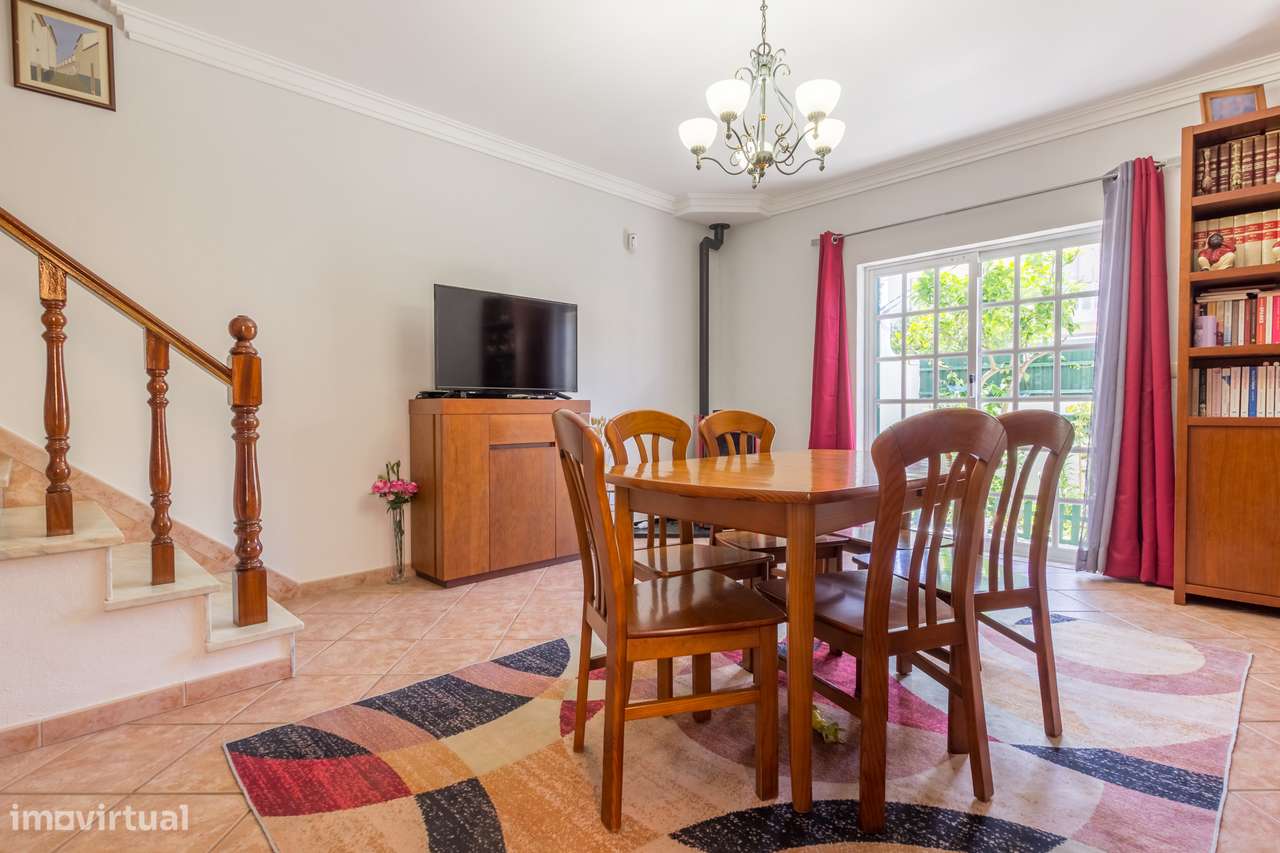 Moradia Geminada T3 na Quinta do Conde-7