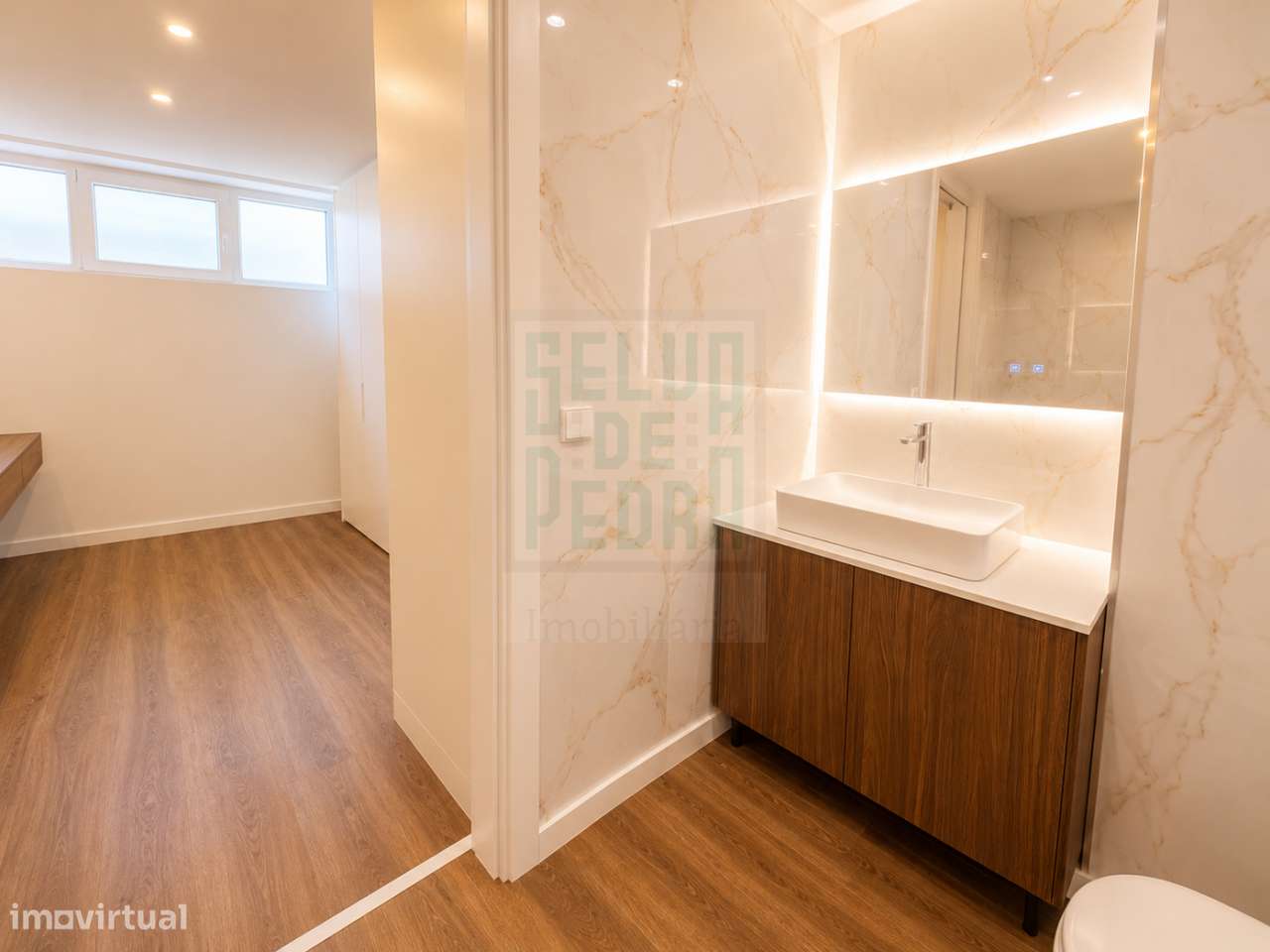 T2+1 Remodelado com 140m² em Paços de Ferreira-40