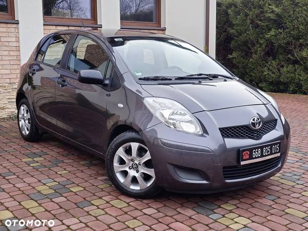 Toyota Yaris 1.33 Prestige - 12