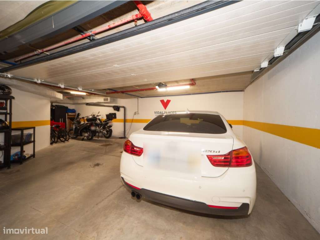 Penthouse T4 Exclusiva com Vista Rio | Terraço Privativo e Acabamen...-49