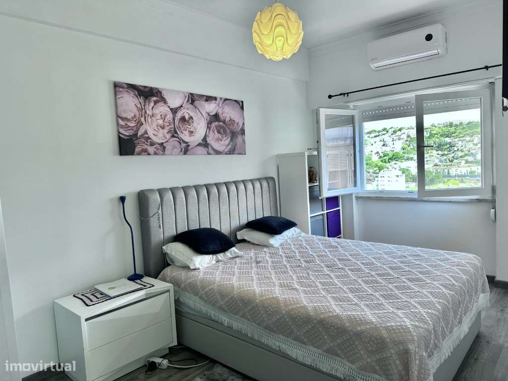 T2 na Póvoa de Santo Adrião - Totalmente Remodelado-14