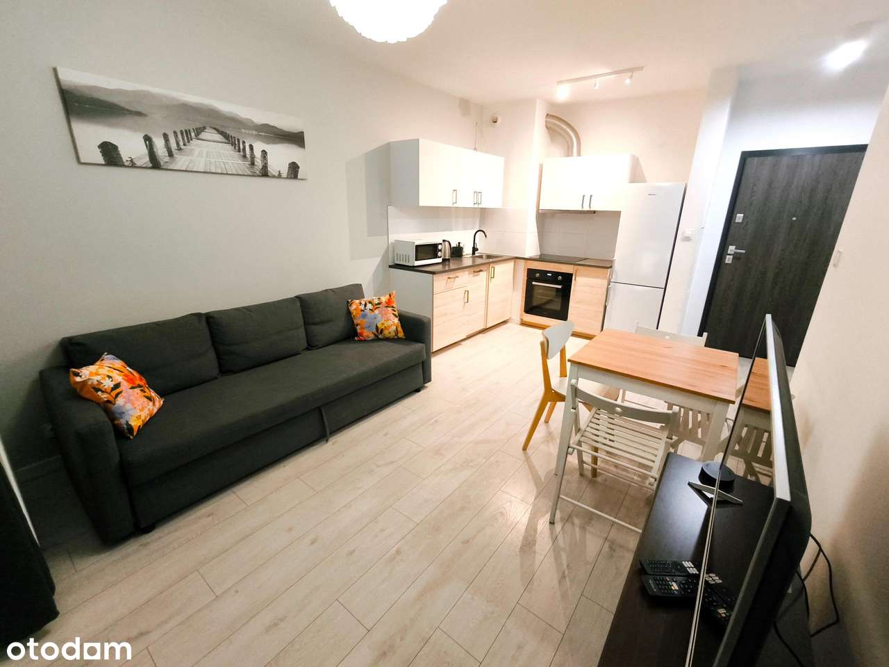 Ładne,ciche, nowe budownictwo, garaż, 400m. od kolejki Skm - Pełny obrazek: 3/10