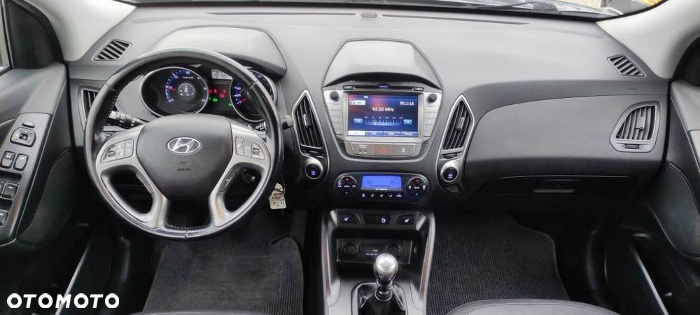 Hyundai ix35 - 23