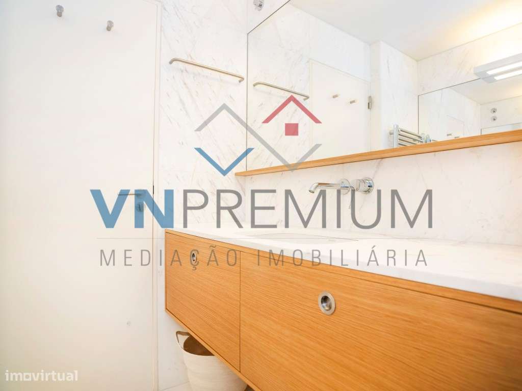 Belíssimo apartamento totalmente remodelado com materiais topo de gama-42