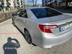 Toyota Camry 3.5 V6 XLE - 3