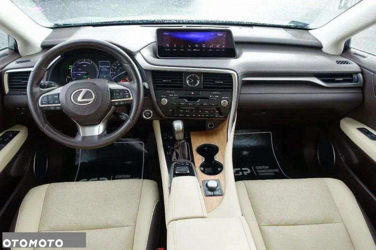 Lexus RX - 19