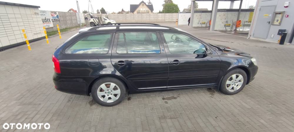 Skoda Octavia 2.0 TDI DPF DSG Elegance - 10