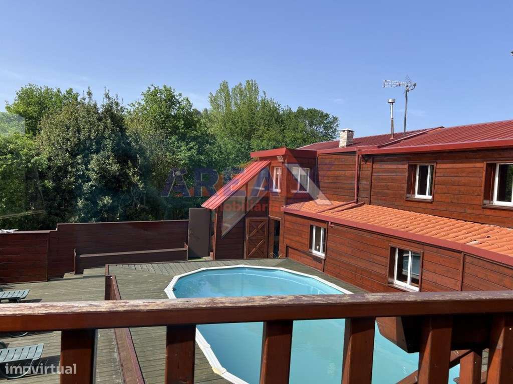 Moradia T12, com Grande Potencial de Investimento | Próxima de Oliv... - Grande imagem: 4/14