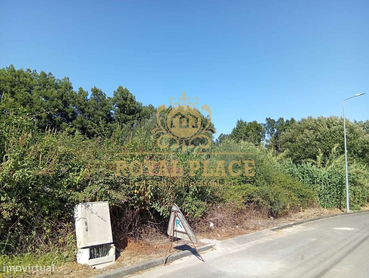 Lote com 640m2 em Santa Maria da Feira - Grande imagem: 2/7