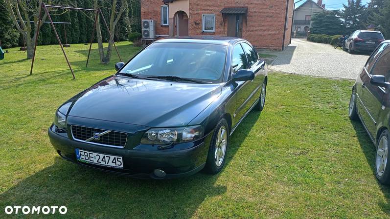 Volvo S60 2.4 T - 1