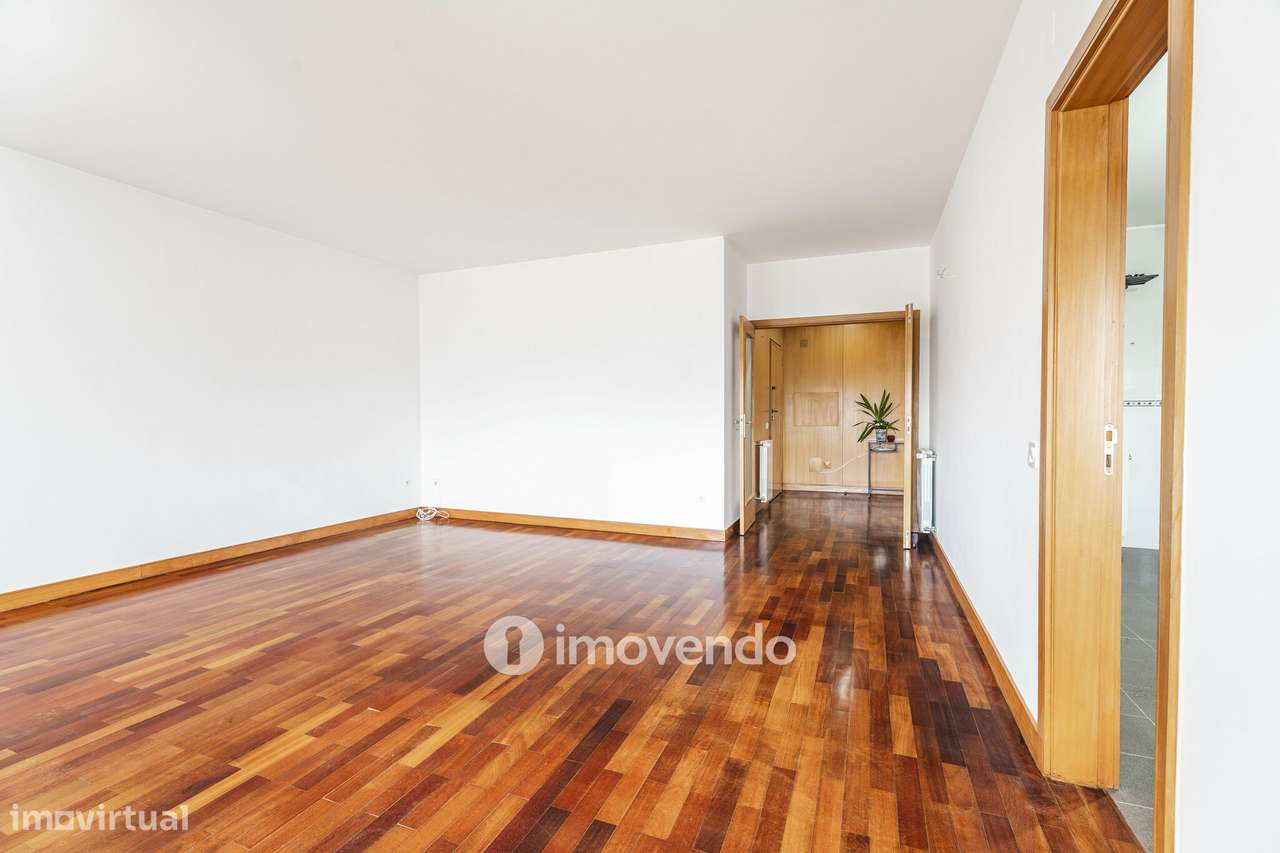 Apartamento T3 exclusivo e pronto a habitar, com garagem, na Maia - Grande imagem: 4/41