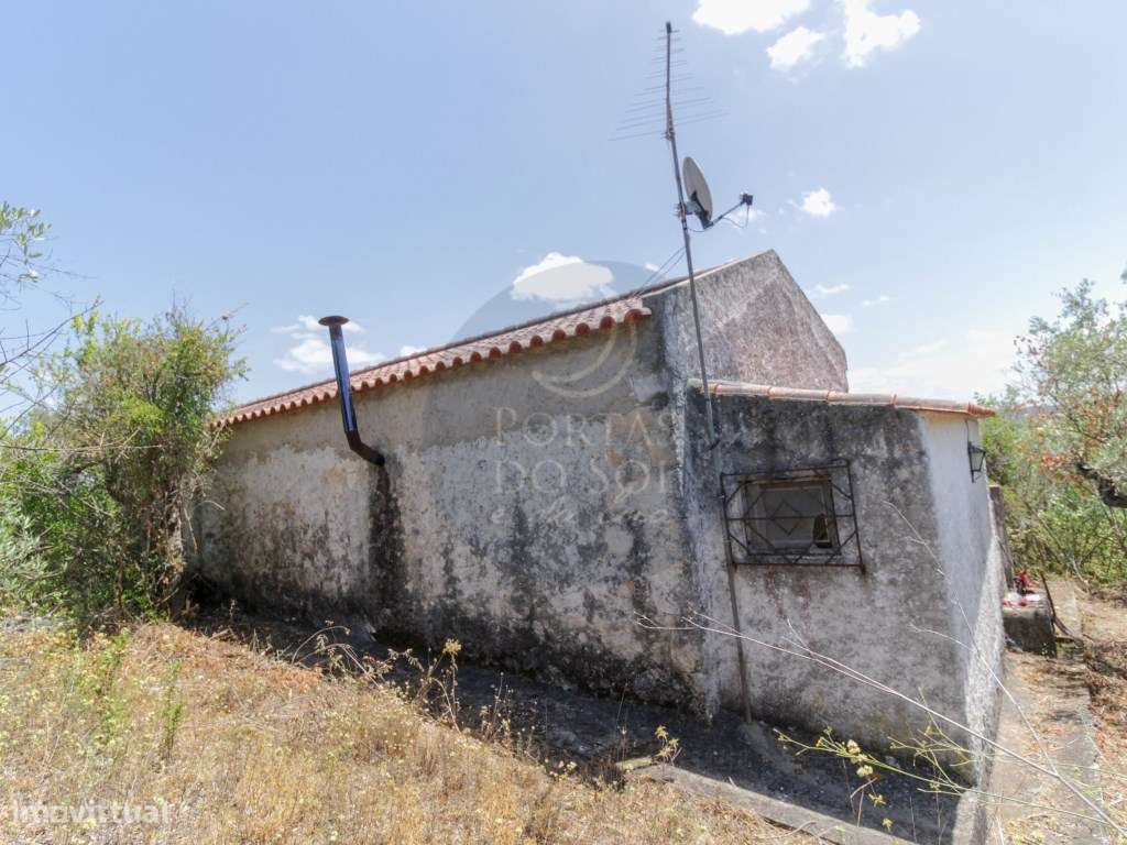 Moradia V2 Terreno Poço-25