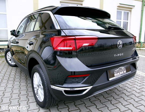 Volkswagen T-Roc - 23