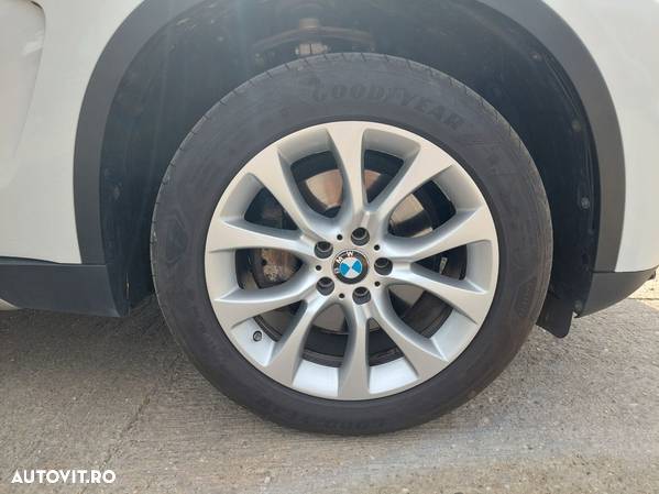 BMW X5 xDrive40d - 24