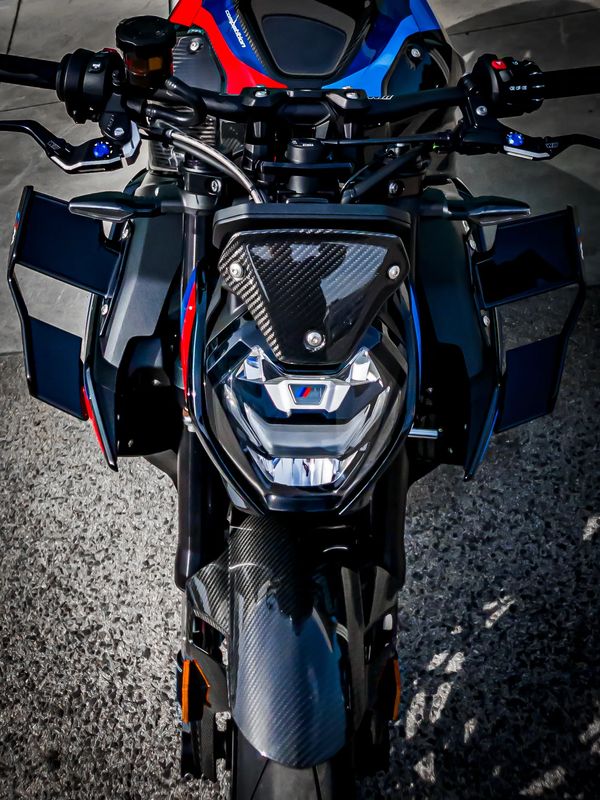 BMW M 1000 R