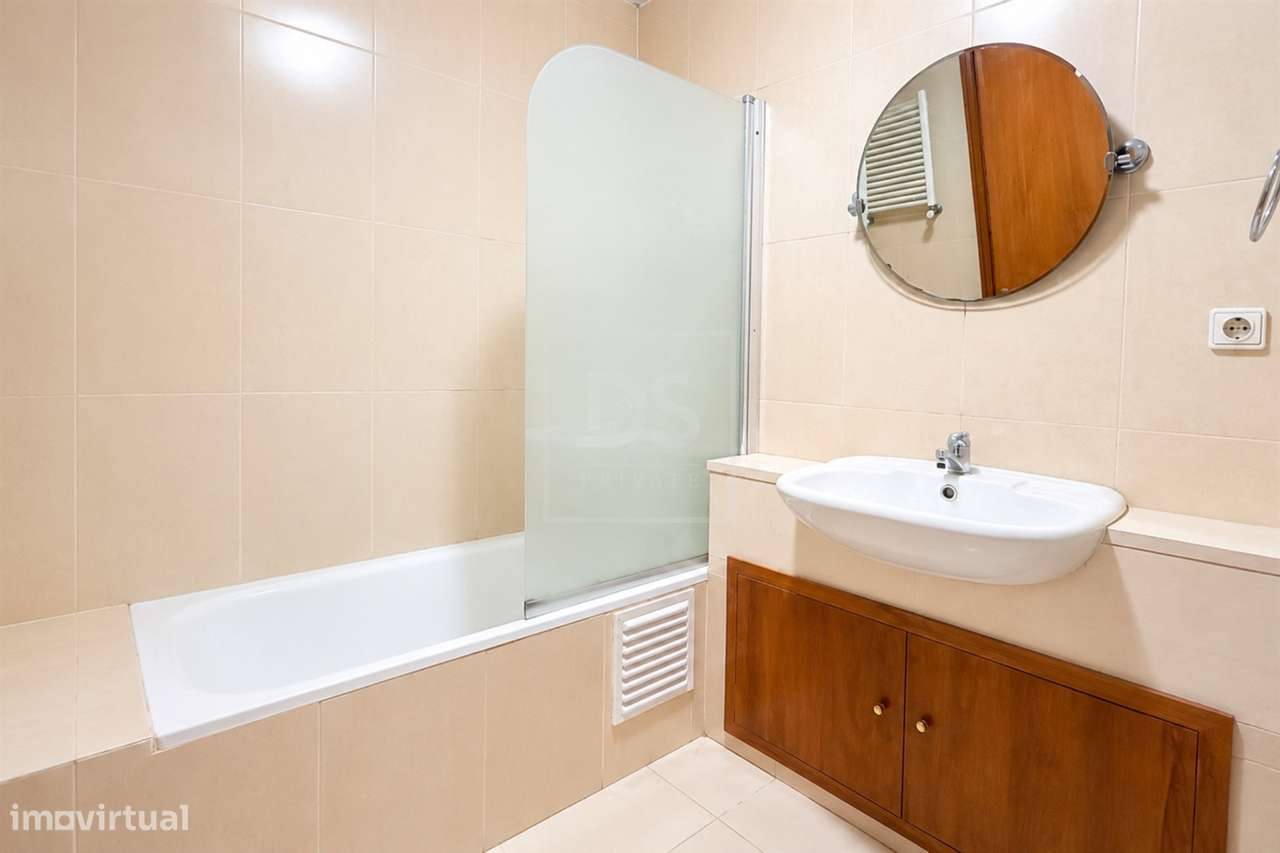 Apartamento T2 Venda em Mafamude e Vilar do Paraíso,Vila Nova de Gaia-13