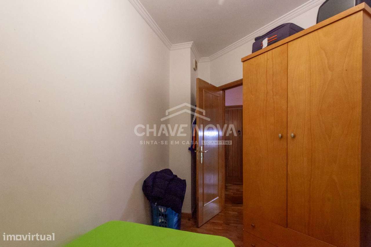 Apartamento T1+1 na Madalena-16
