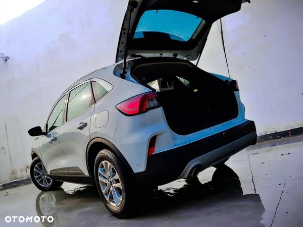 Ford Kuga 1.5 EcoBlue FWD Titanium X - 22