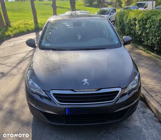 Peugeot 308 - 1