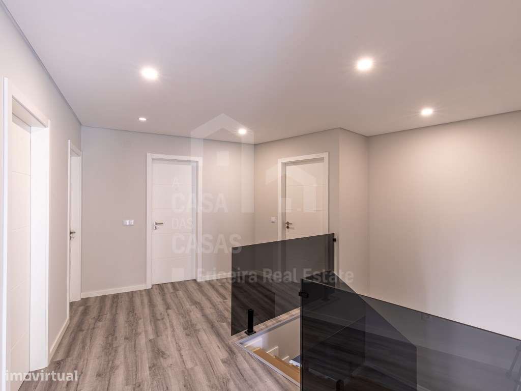 Vende Moradia T5 - Malveira 9km, A Casa das Casas-26