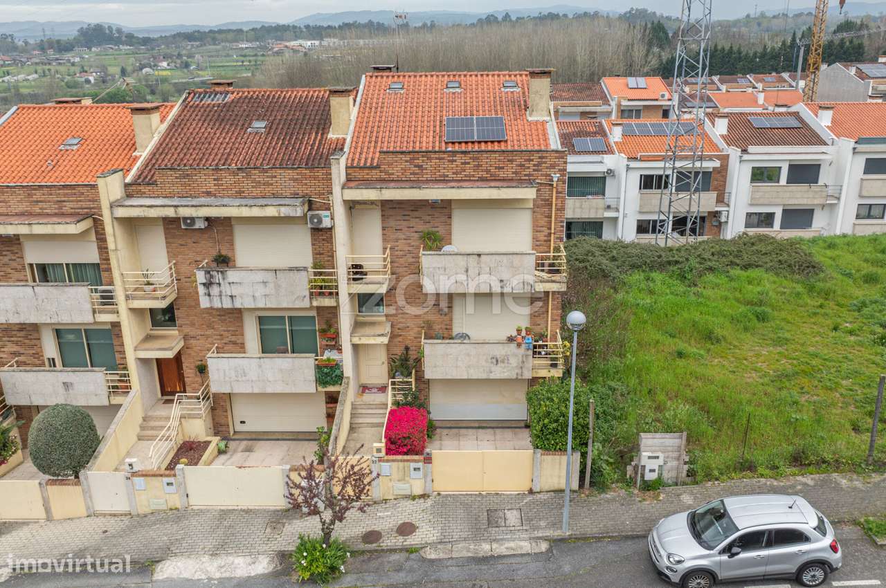 Moradia T4 com Suíte em Dume-39