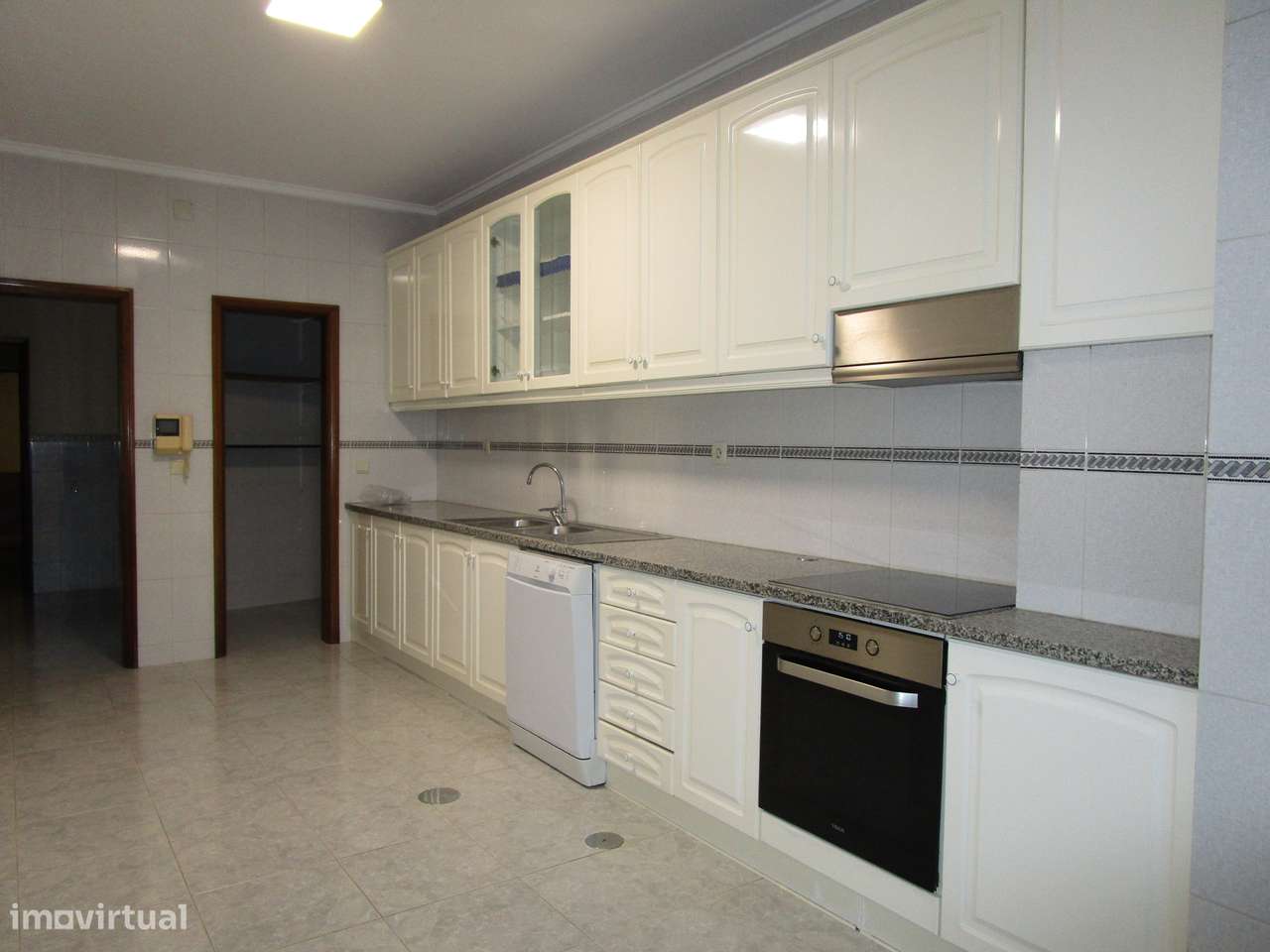 T3 para arrendamento em Grijó - Grande imagem: 1/15