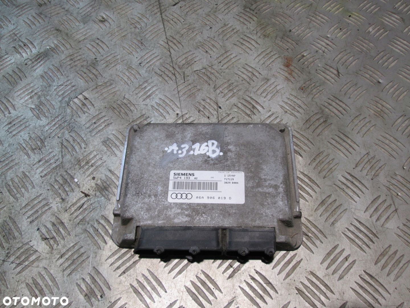 KOMPUTER SILNIKA AUDI A3 8L 06A906019D 1.6 8V SR 101KM - 1