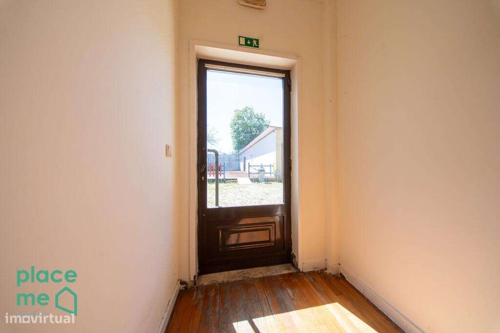 Moradia Individual com mais de 900m2 em Palmeira, Braga-49
