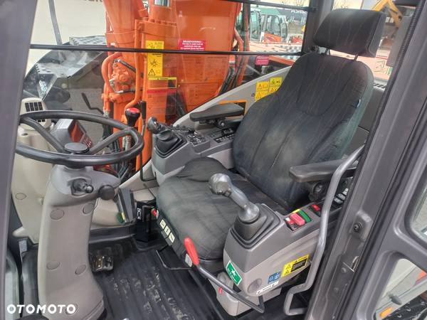 Hitachi ZX140 /  ROTOTILT ze szczypcami / - 2