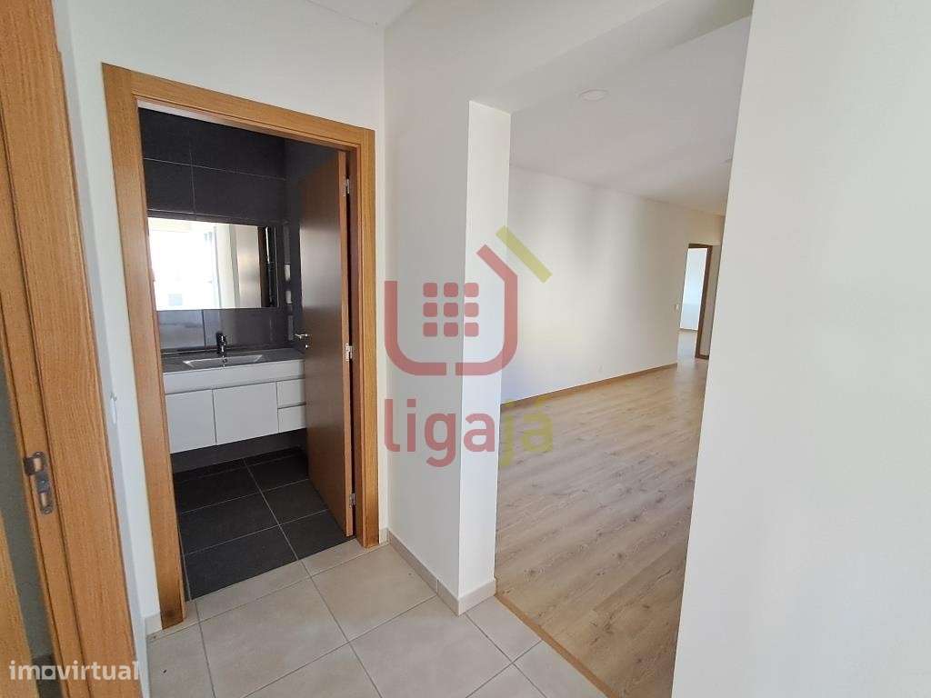 Moradia Térrea T3, Fátima!-5