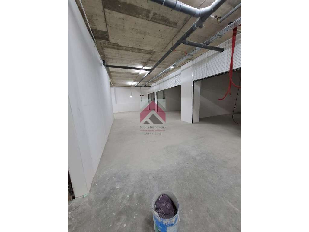 Apartamento T2 + Duplex Amplo + Terraço na Cobertura em Esgueira, A...-46