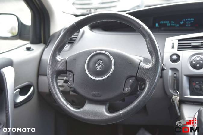 Renault Grand Scenic - 20