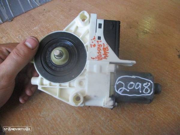 Motor Elevador Vidro 827310001RA RENAULT LAGUNA 3 2008 2.0DCI 130CV 5P  CINZA TE - 4