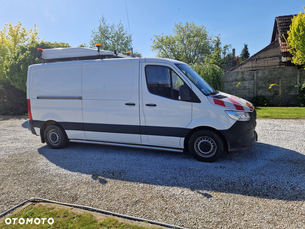 Mercedes-Benz Sprinter - 4