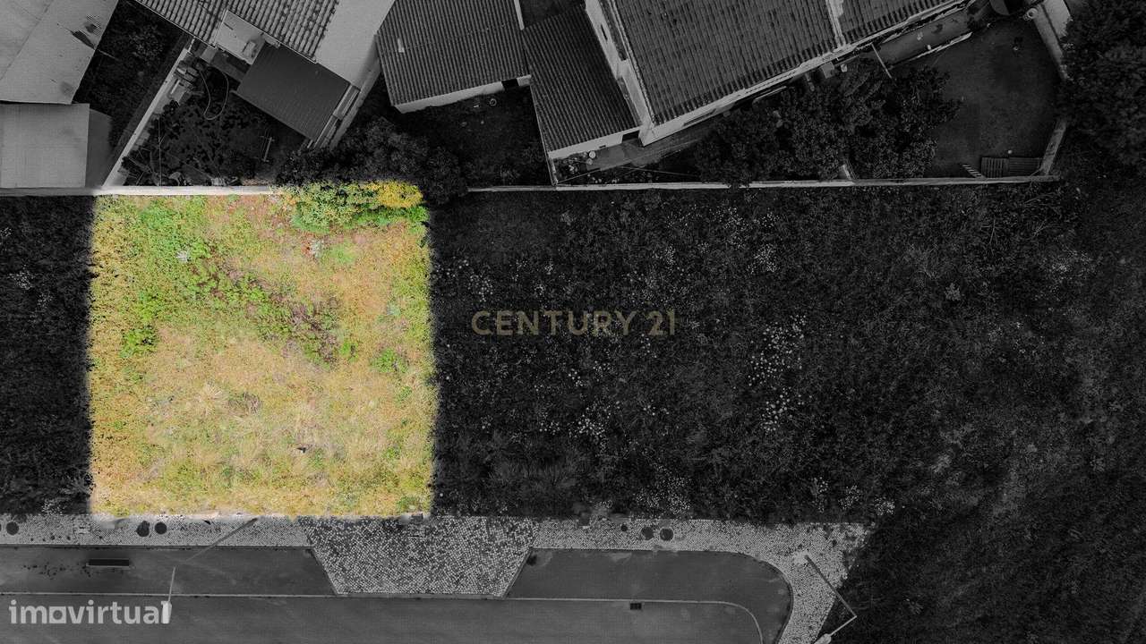 LOTE URBANO PARA MORADIA GEMINADA - Grande imagem: 5/7