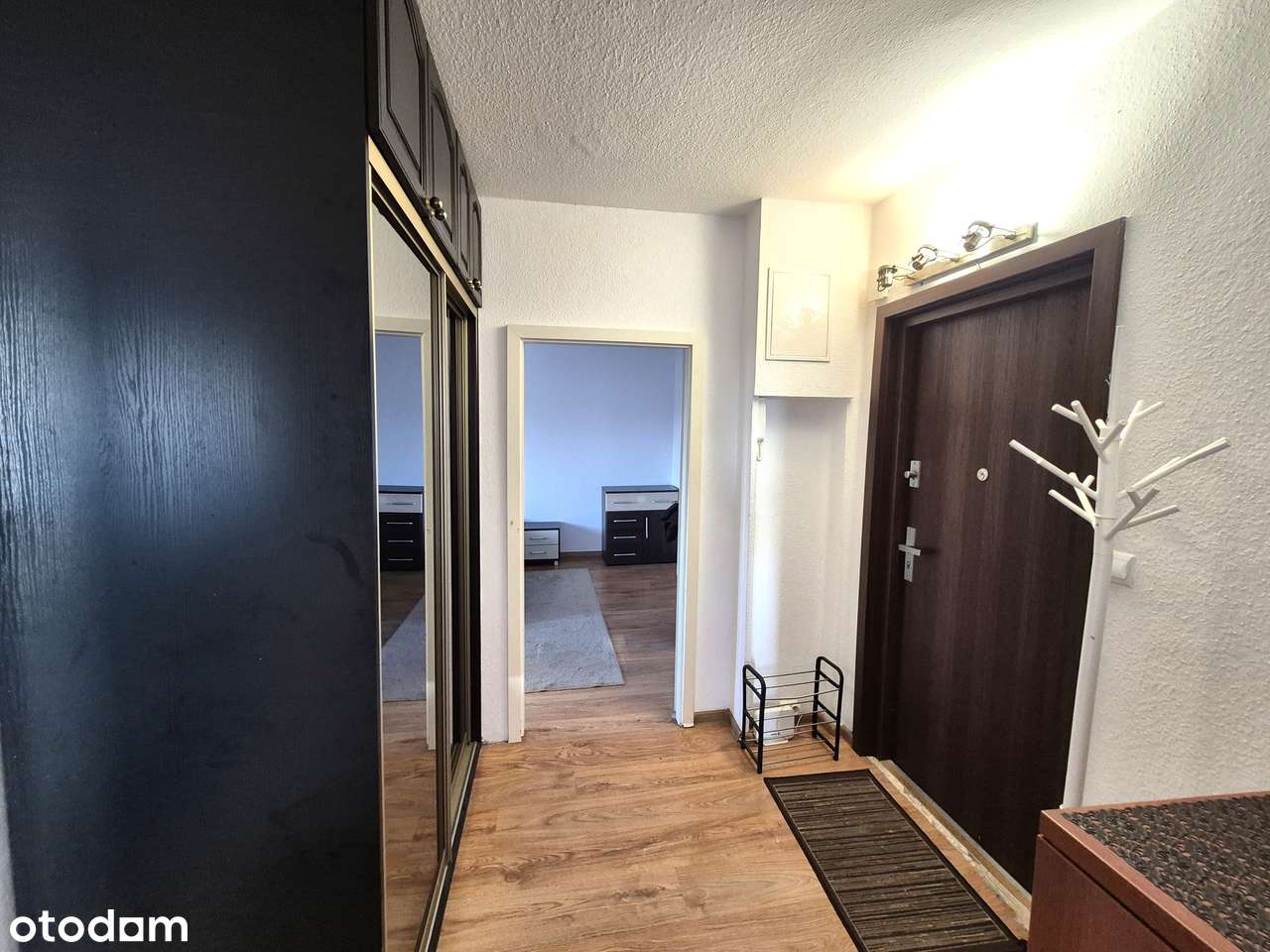 2pokoje, 42,42m2, balkon.-6