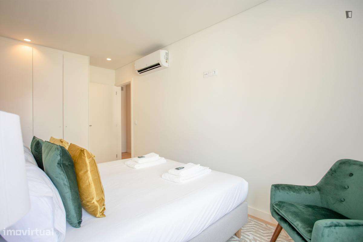 Apartamento com 1 quartos - localizado em Santo Ildefonso Porto - Grande imagem: 3/10