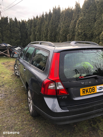 VOLVO V70 III 2.4 D5 205KM ANGLIK CAŁY NA CZĘŚCI - 15