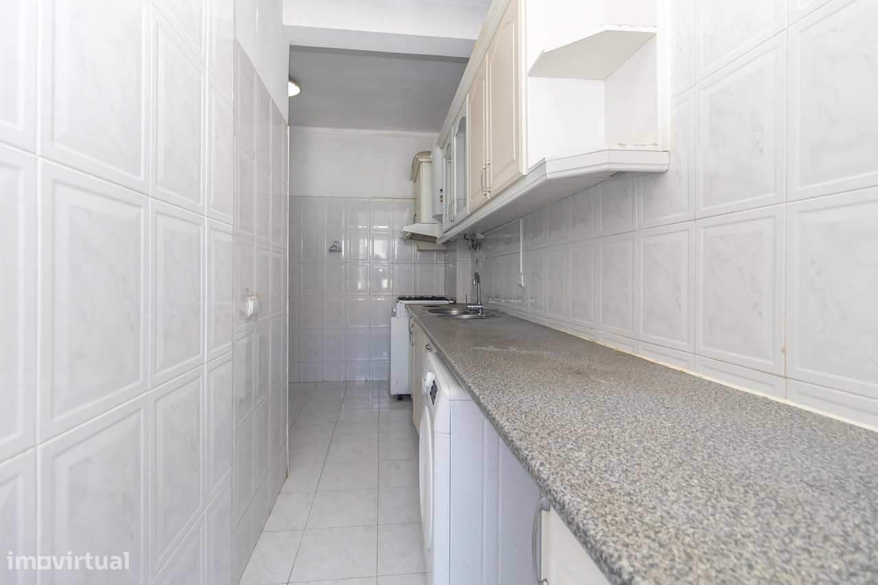 Apartamento de 4 assoalhadas na Amora-4