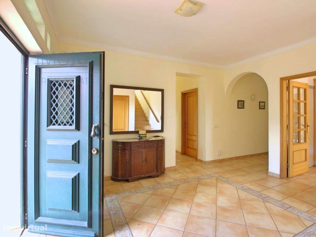 Excelente Moradia com terreno e piscina no concelho de Lagoa - Grande imagem: 5/60