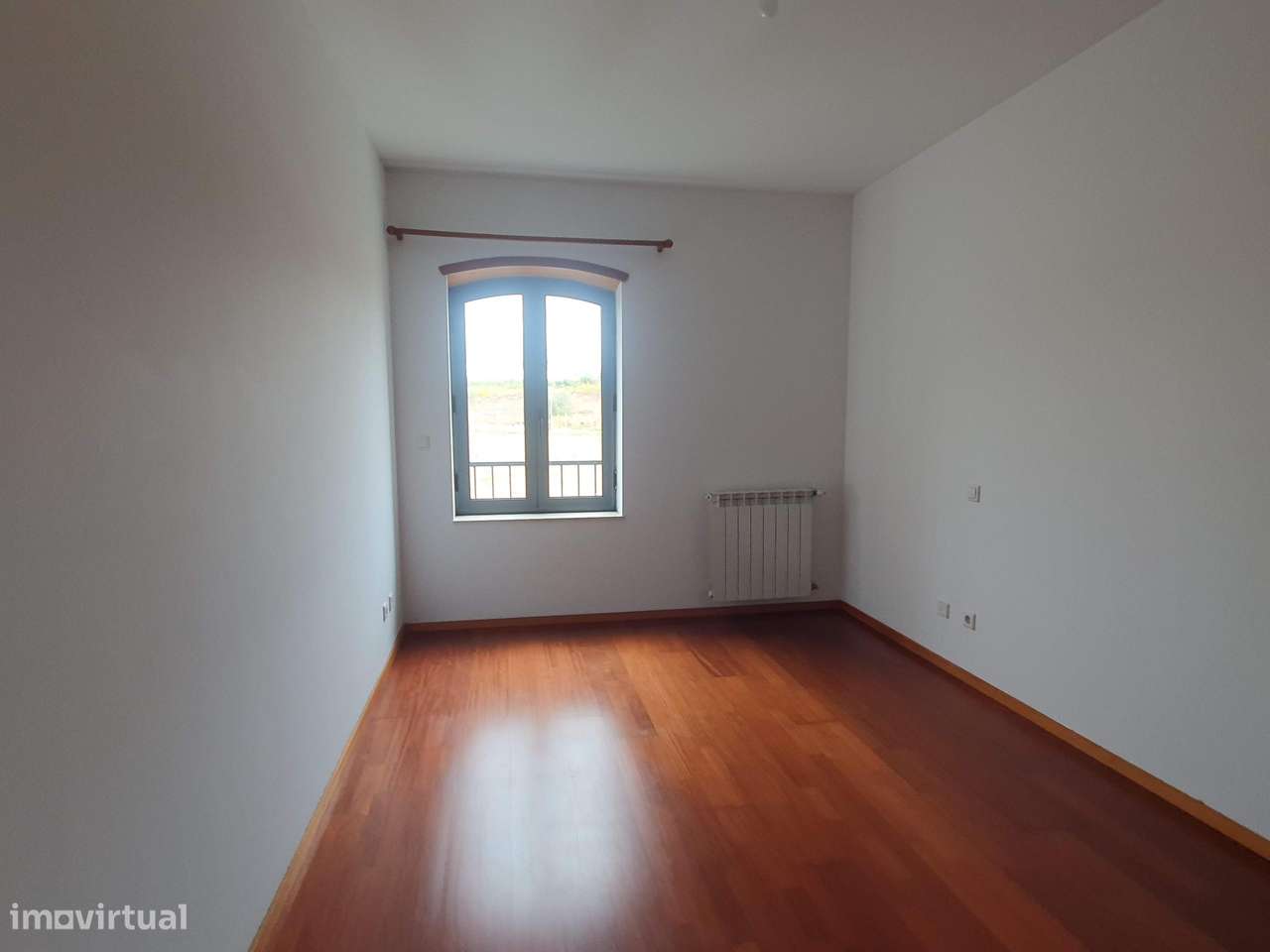 Apartamento T3 em Oliveira do Douro | Arrumo + Parqueamento-8