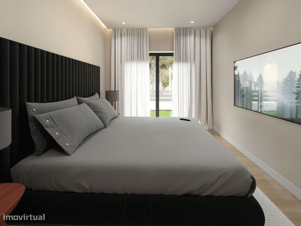 Moradia Geminada Térrea T 2, com piscina e pérgula, excelente local...-13