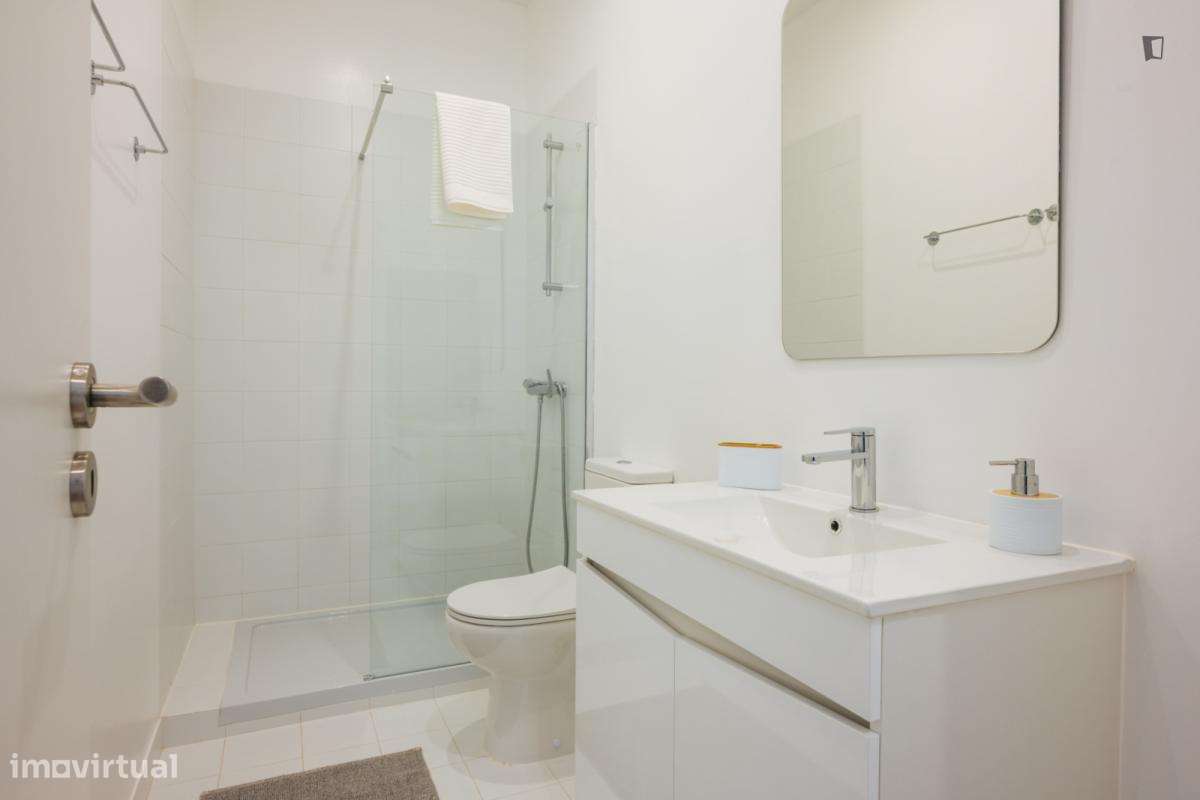 Quarto - localizado em Arroios Lisbon - Grande imagem: 2/37