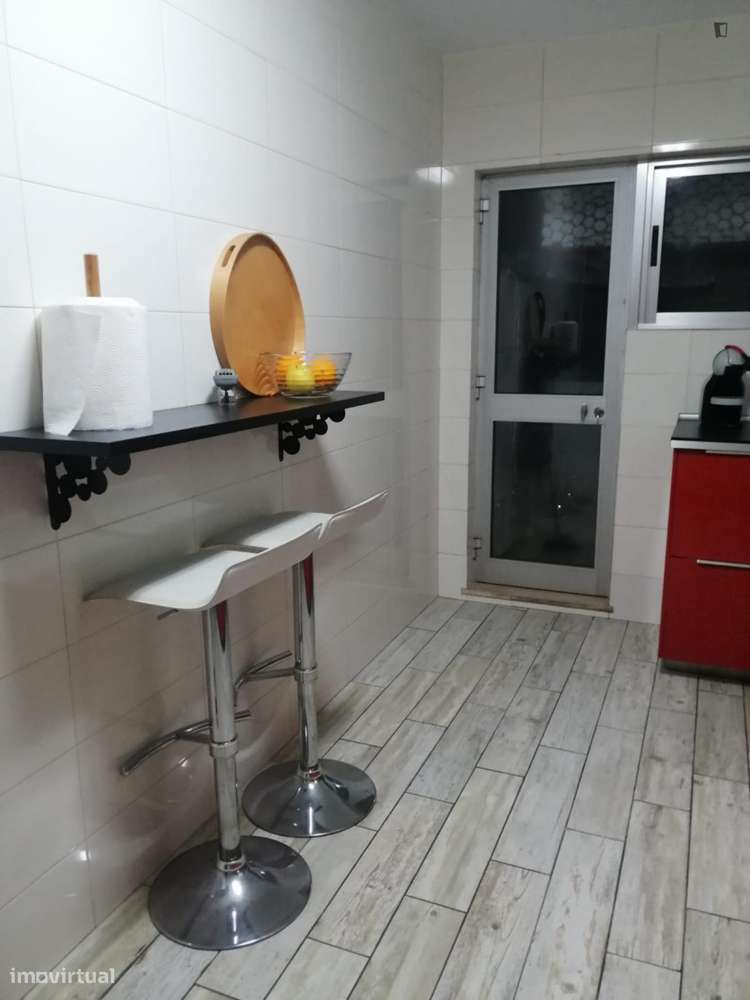 Quarto - localizado em Vila nova de gaia - Grande imagem: 5/8